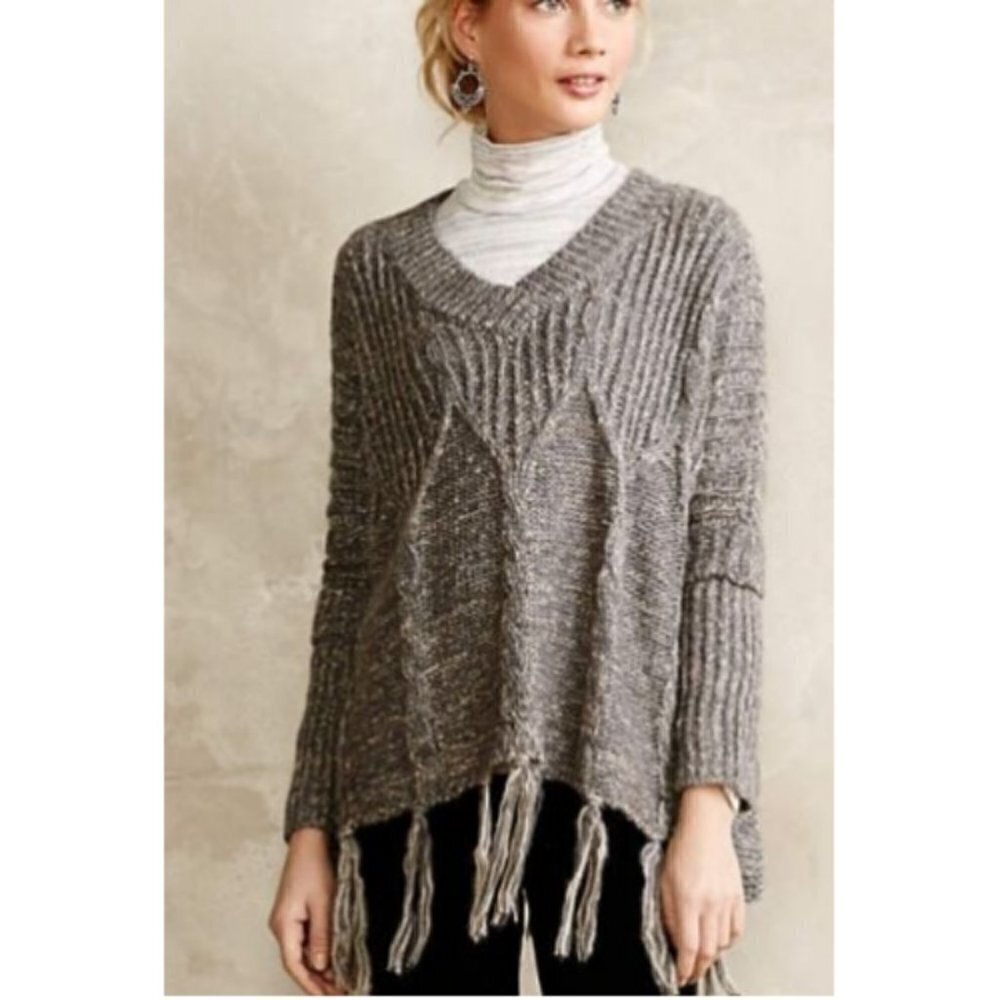 💕ANTHROPOLOGIE LOVE TOKEN💕 Tassel Trim Cable Knit Poncho Sweater Gray XS/S NWT